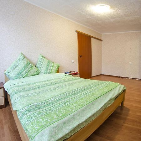 Vip Apartment On 14 Vidradnyi Avenue Kyiv Exterior foto